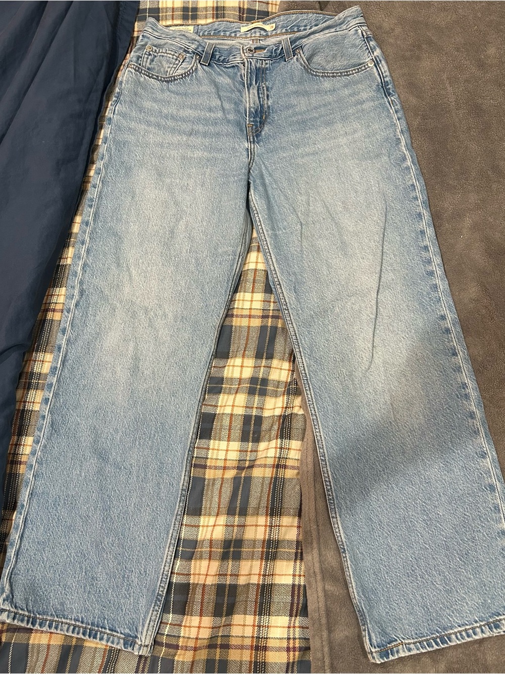 Levi’s Classic Light Wash Loose Straight Leg Jeans